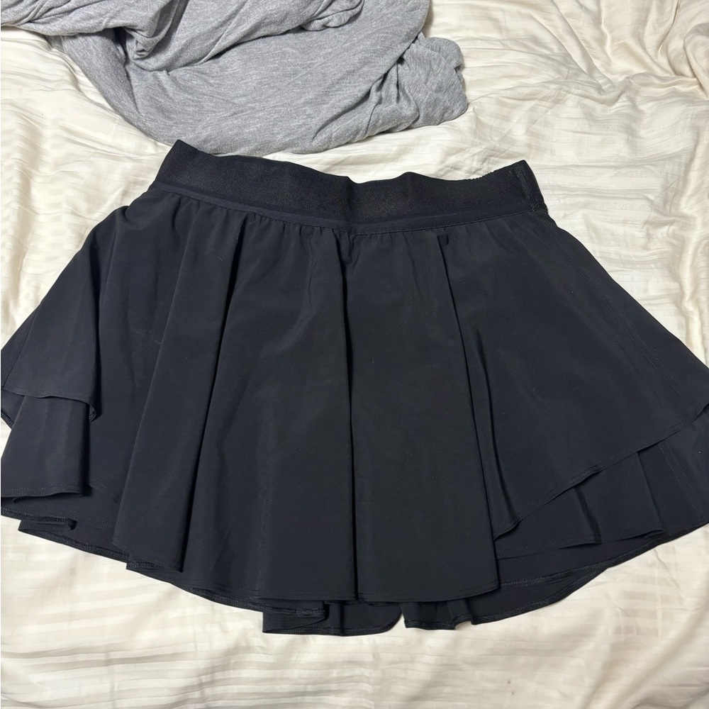 Lululemon court rival skirt size 8 tall